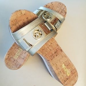 Platform sandals